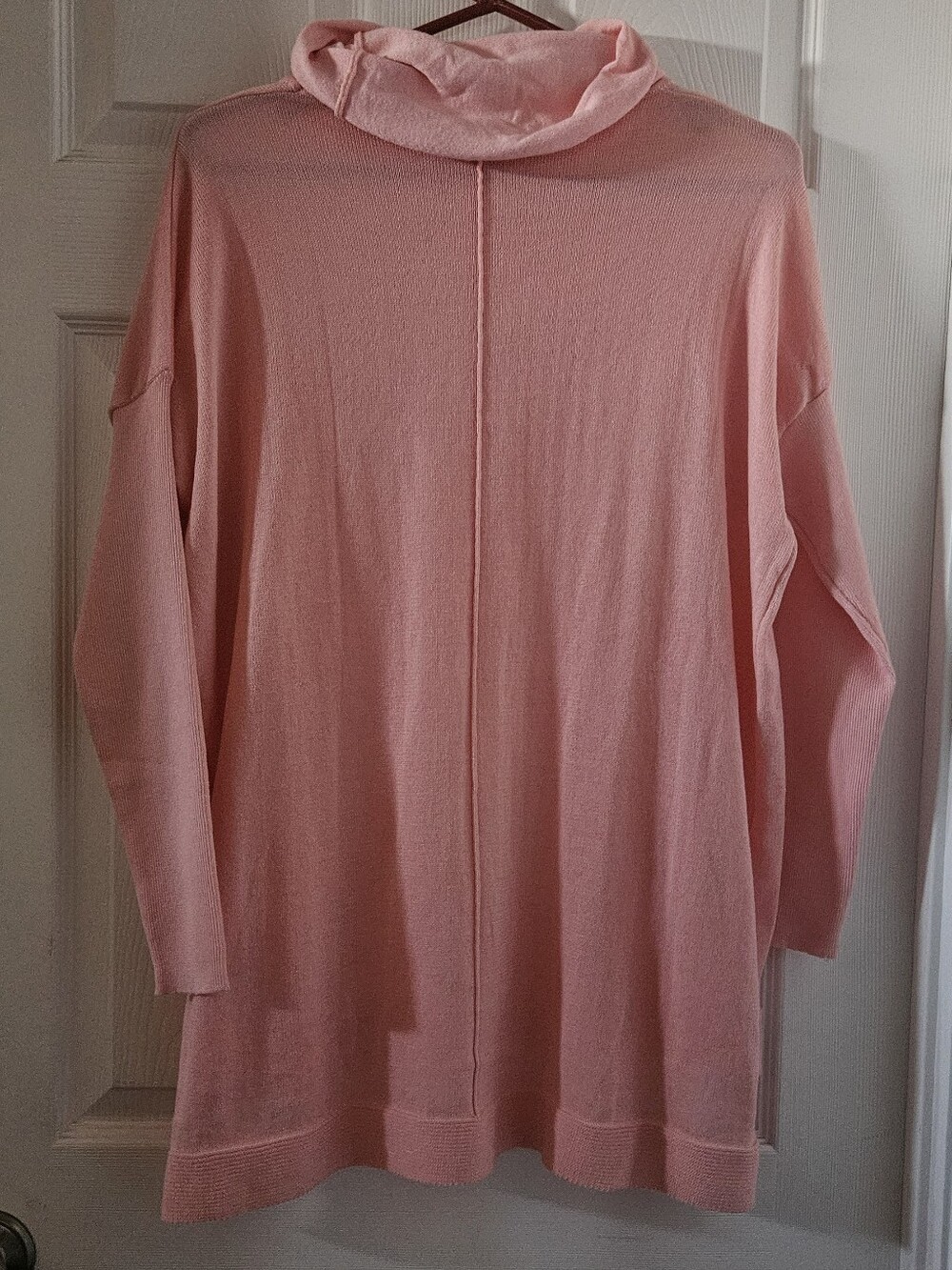 Miss Look High-Low Sweater - Picture 2 of 6